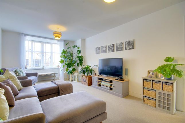 9, Fyson Way, Warboys photo 3