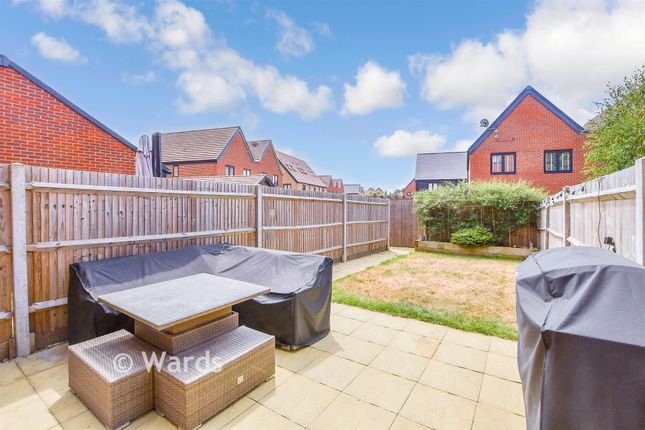 43, Albertine Road, Maidstone photo 2