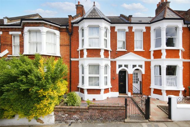 Terraced house for sale in Woodhill, Woolwich