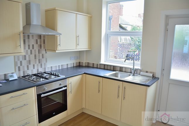 10 Moorhouse Street, Leek photo 3