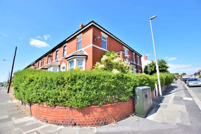 Thumbnail Semi-detached house to rent in Levens Grove, Blackpool