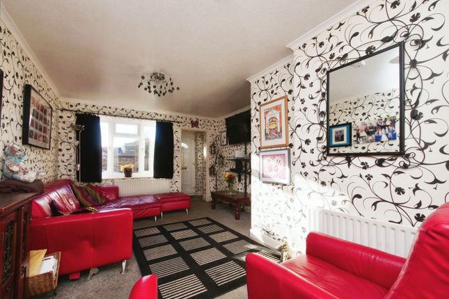 40, Kirkcroft, York photo 2