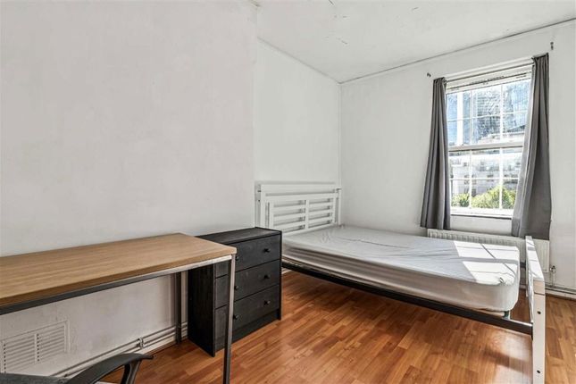 Flat 67, Brune House, Bell Lane, London photo 2