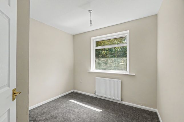 73, Harptree Drive, Chatham photo 5