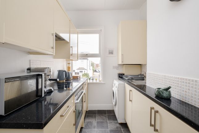 140B, Pembroke Road, London photo 2