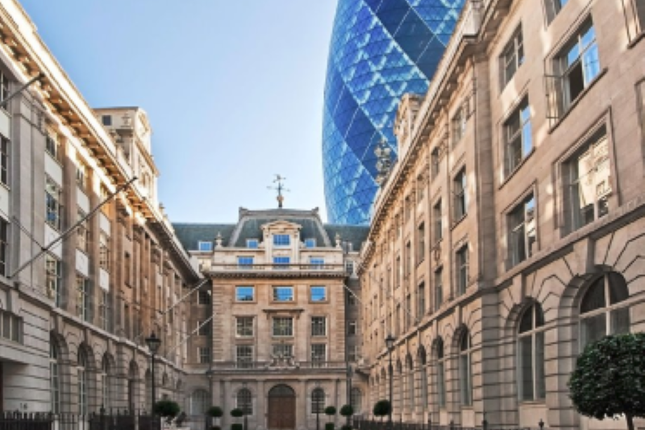 Office to let in St Helen Place, London