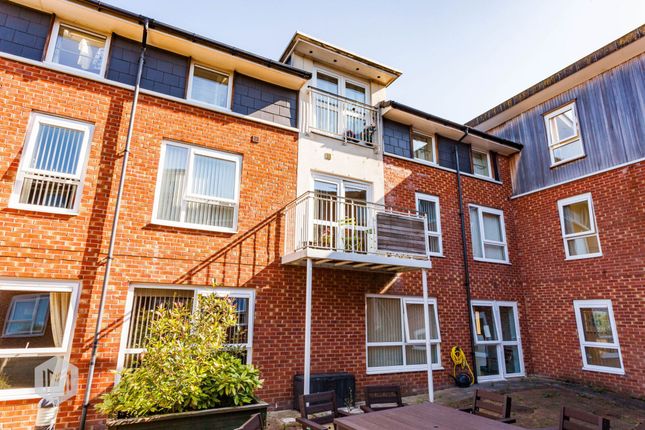 23 Manor Gardens Hough Fold Way, Bolton photo 4