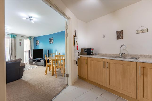 Flat 1, 1, Meridian Place, East Malling photo 3