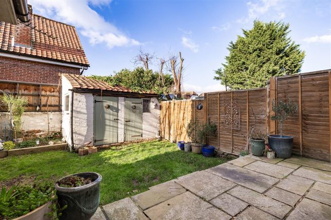 Semi-detached house for sale in Coopersale Common, Coopersale, Epping