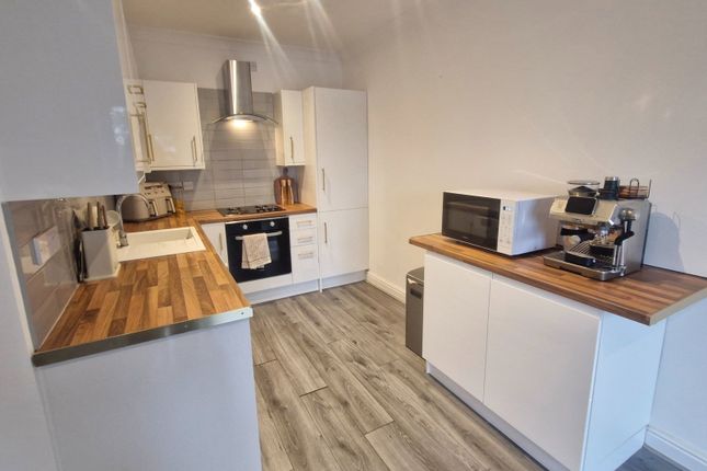 Deyes Court, Maghull photo 5