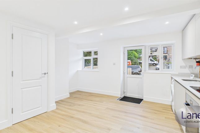 Flat 1, 108a Watling Street, Radlett photo 4