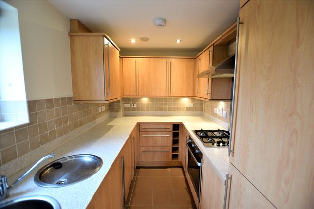 8 Oakley Court,, Stoke Lane, Nottingham photo 4