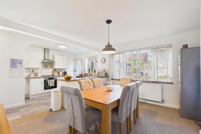 15, Witham Close, Stamford photo 4