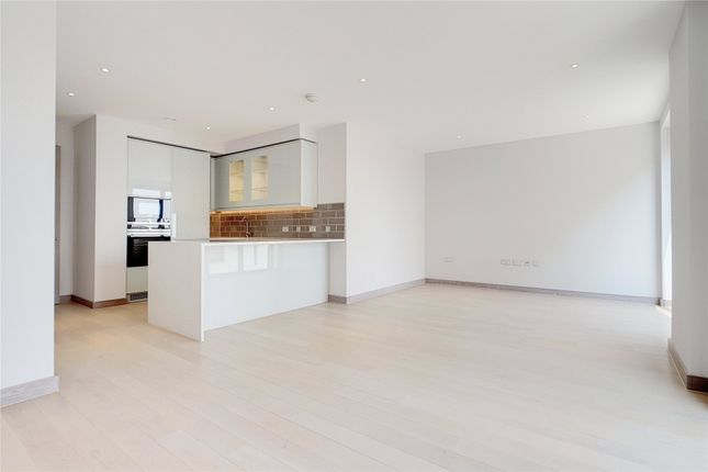 Flat for sale in Chivers Passage, London