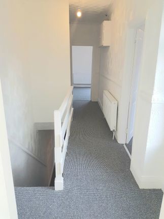 32, Cotsford Lane, Peterlee photo 4