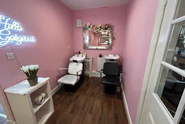 Thumbnail Retail premises for sale in Union Road, Falkirk