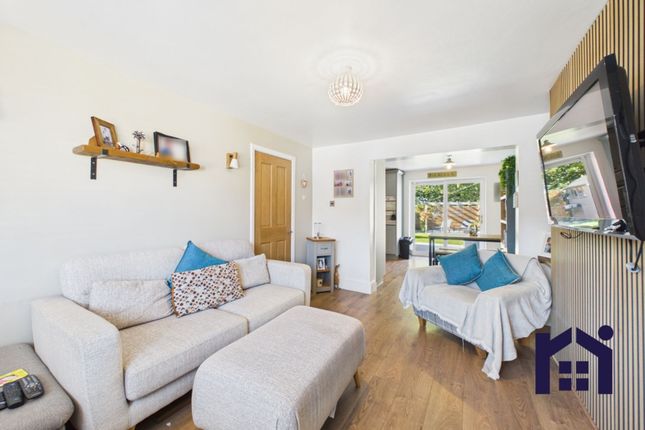 17 Ashtrees, Ormskirk photo 3
