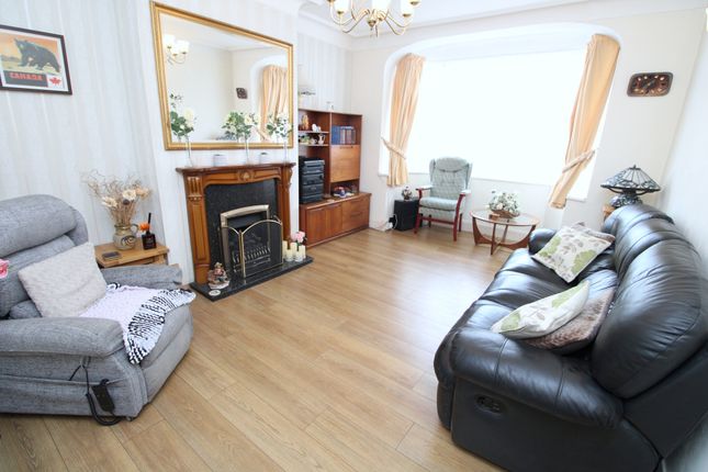 31, Highfield Park, Rhyl photo 4