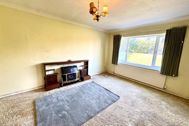 13, Deepweir Gardens, Caldicot photo 4