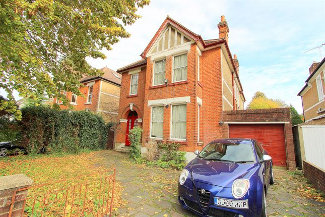 Thumbnail Detached house for sale in Park Hill Road, Wallington