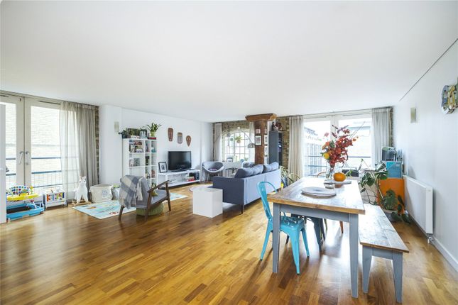 Flat for sale in Butlers Wharf, 36 Shad Thames