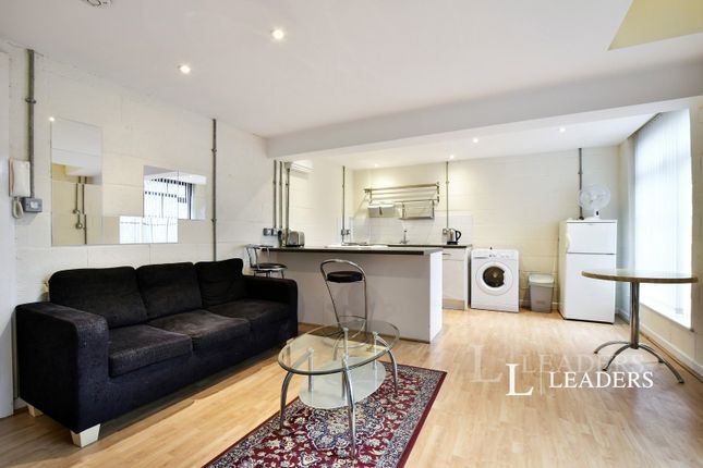 Flat 30, Crystal House, Manchester photo 2