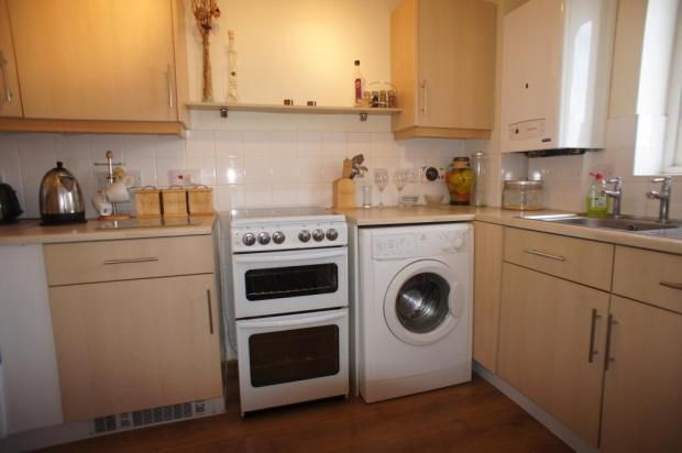 21, Dunlop Close, Dartford photo 2