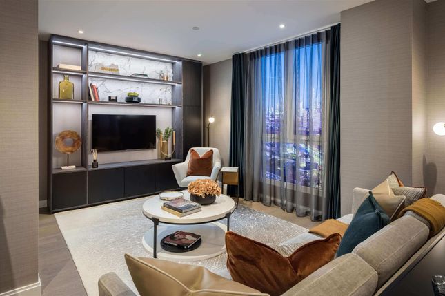 2-bed flat on Flat 34, 9, Gasholder Place, London, £1,050,000