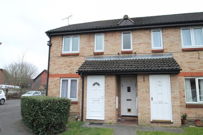 Thumbnail Flat to rent in Lowdell Close, Yiewsley, West Drayton