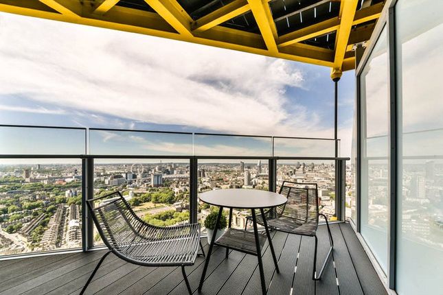 UNCLE Elephant & Castle (1 Bed F), 9, Churchyard Row, London photo 4