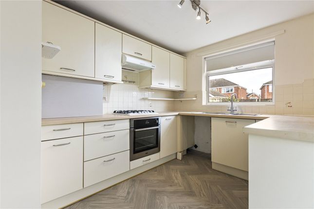 St Nicholas Drive, Grimsby photo 2