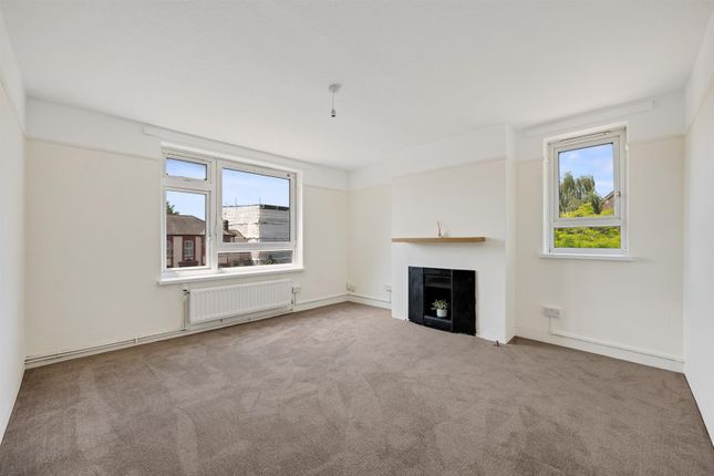 30c, Westmount Road, Eltham photo 2