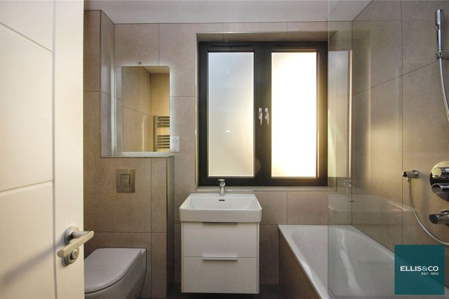 Flat 28, Cranmer Court,, Wickliffe Avenue, Finchley photo 4