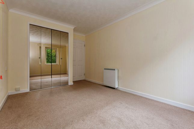 Flat for sale in Grange Road, Solihull, West Midlands