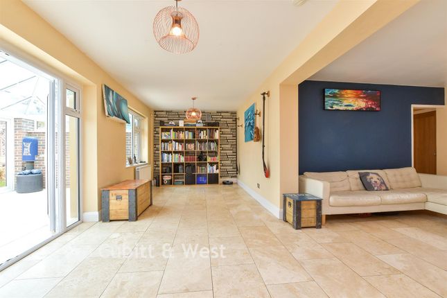 29, Crescent Drive South, Brighton photo 4