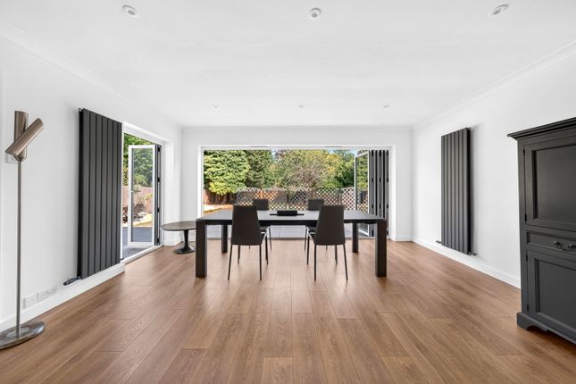 18, Park Road, Radlett photo 3