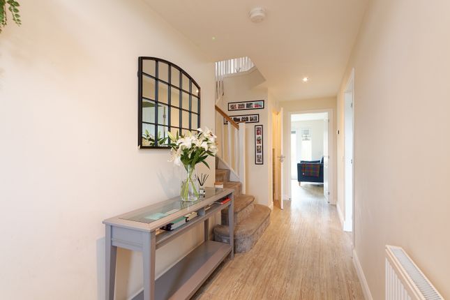 28, Windyhill Crescent, Brookfield photo 2