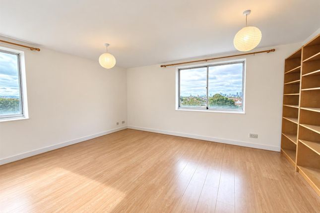 24, Tenbury Close, London photo 5