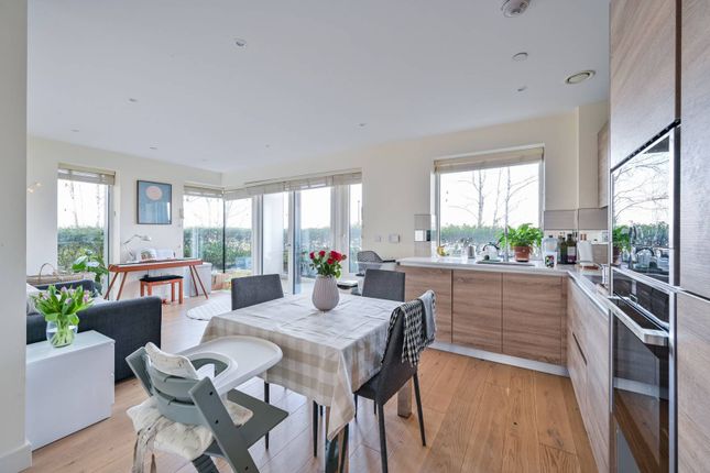 Hampton Apartments, Woolwich Riverside photo 4