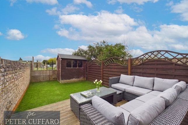107 Stanstead Road, Hoddesdon photo 4