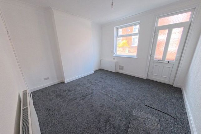 15 South Street,, South Street, Alfreton, photo 2
