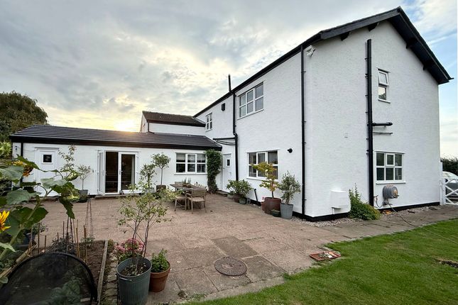 31, Daisy Lane, Ormskirk photo 4