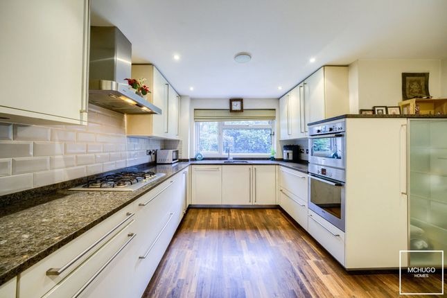 18 Berrow Drive, Birmingham photo 2