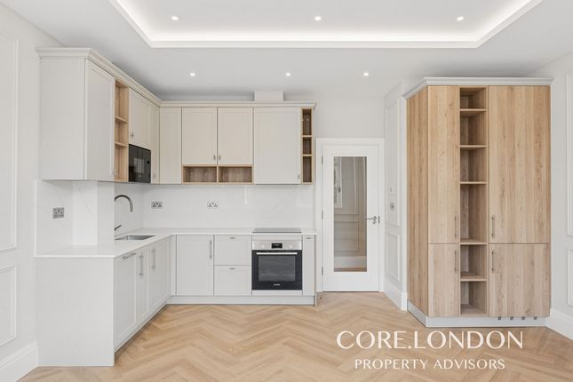Flat 115 Brooklands, 370, Uxbridge Road, London photo 3