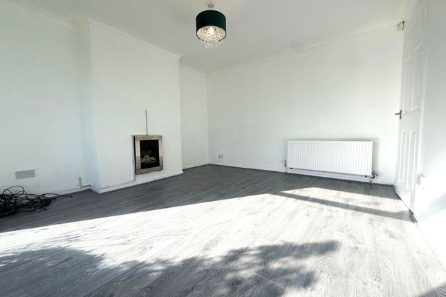 132 Quebec Road, Blackburn photo 3