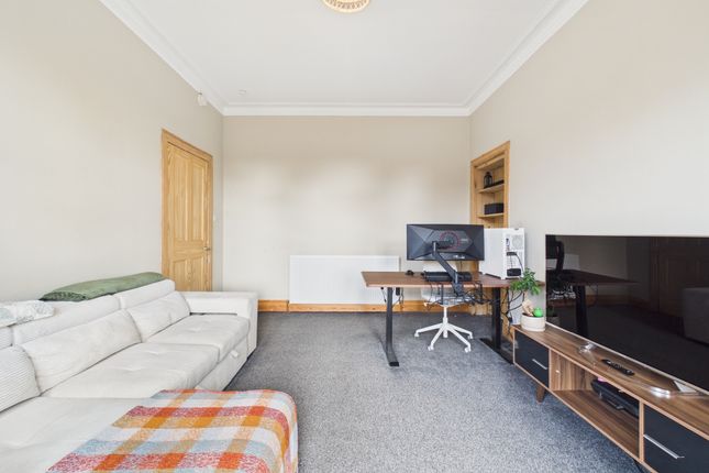 12 Flloyd Street, Coatbridge photo 4