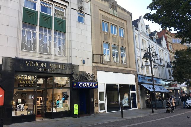 Retail premises to let in St Sepulchre Gate, Doncaster