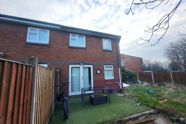 14 Lethbridge Close, Liverpool photo 2