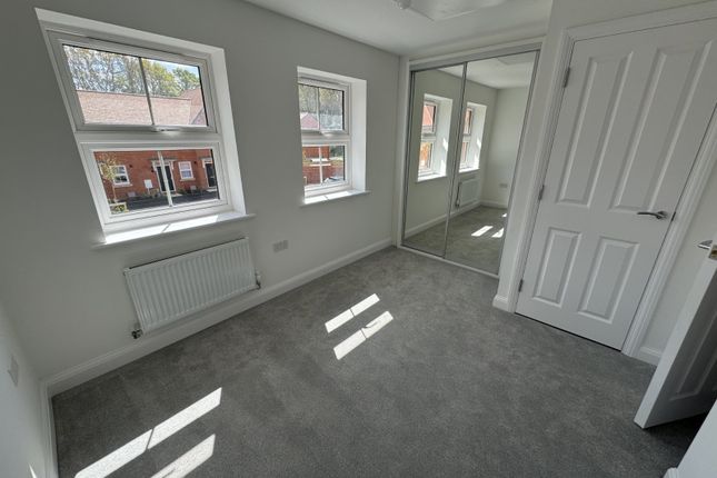 End terrace house for sale in Tanners Brook Close, Curbridge, Southampton, Hampshire