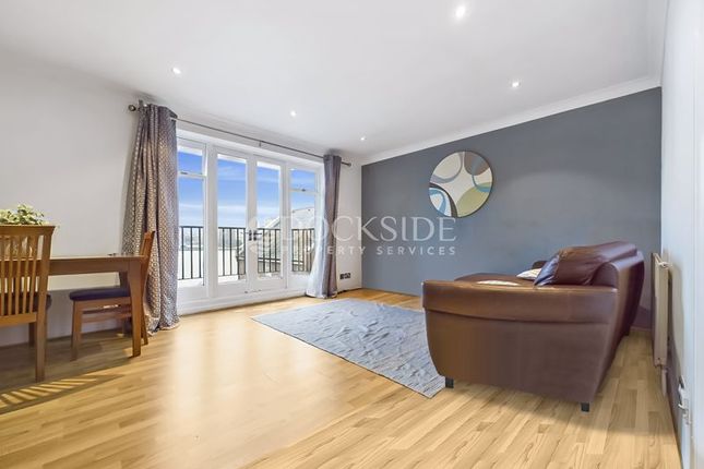 Flat for sale in Barge House Road, London